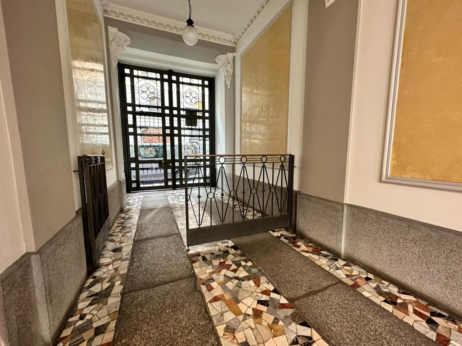 Comecasa Studio Vicino Stazione Centrale 米兰 外观 照片